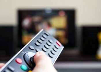 Taglio alle Tv locali, un colpo al pluralismo e all’occupazione