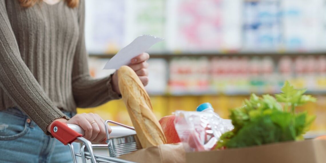 Perché fare la spesa costa di più se l’inflazione è stabile in Italia?