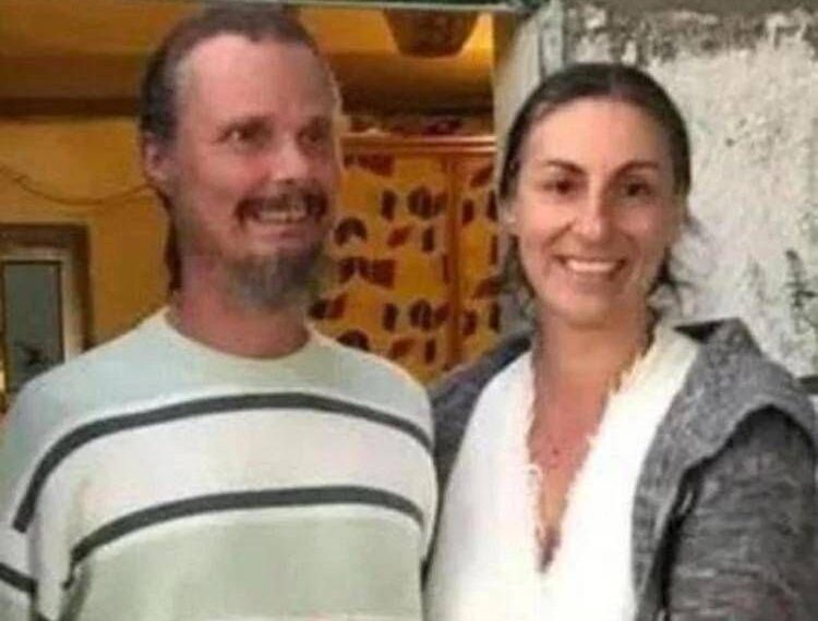 Famiglia nel bosco, manca il traduttore: slitta la perizia sui genitori