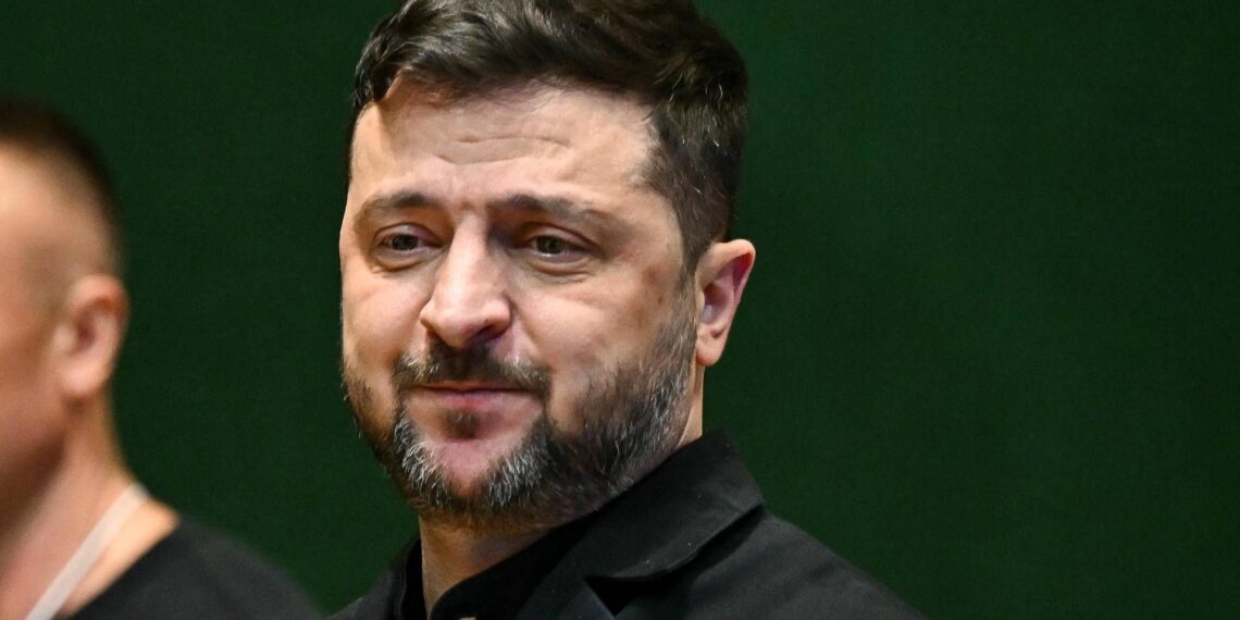 Ucraina, Zelensky: “Trump ci darà i Patriot”. Colloqui continuano oggi a Abu Dhabi