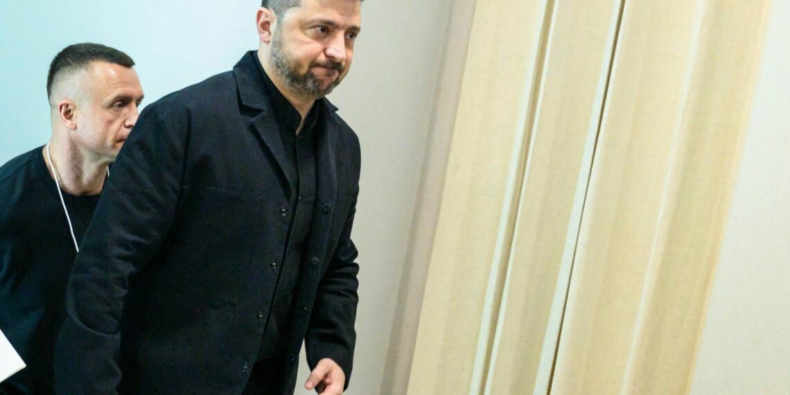 Ucraina-Russia-Usa, oggi vertice trilaterale negli Emirati. Zelensky: “Nodo Donbass resta”