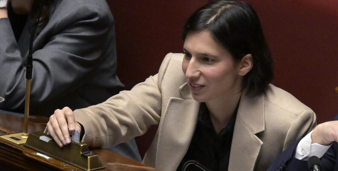 Opposizione all’attacco, Meloni tace su Dazi per l’amico Trump