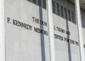 Trump chiude per 2 anni il Kennedy Center per lavori