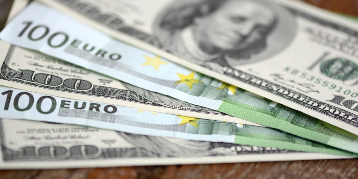 Dollaro USA: status di valuta di riserva a rischio?