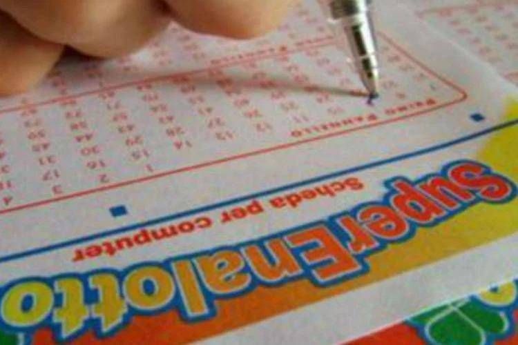 Superenalotto, numeri combinazione vincente oggi 27 febbraio