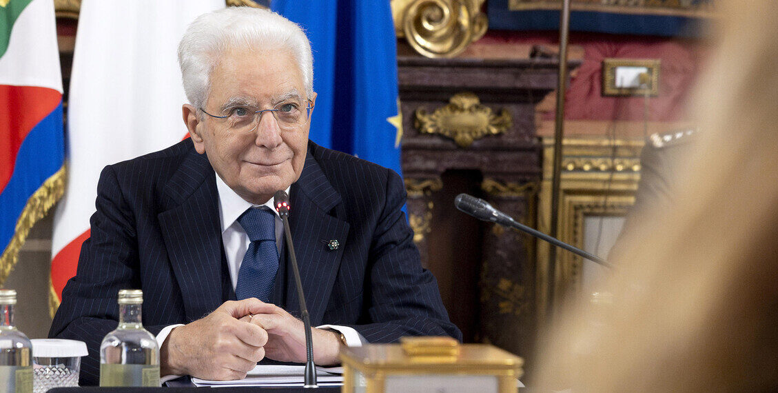 Mattarella firma il decreto legge carburanti