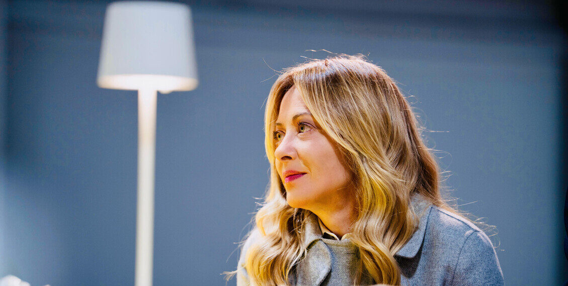 La premier incassa le bordate, ‘nessuna sudditanza’