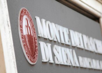 Mps, per il rinnovo del Cda vince la lista dell’ex ad Lovaglio (49,95% dei voti)