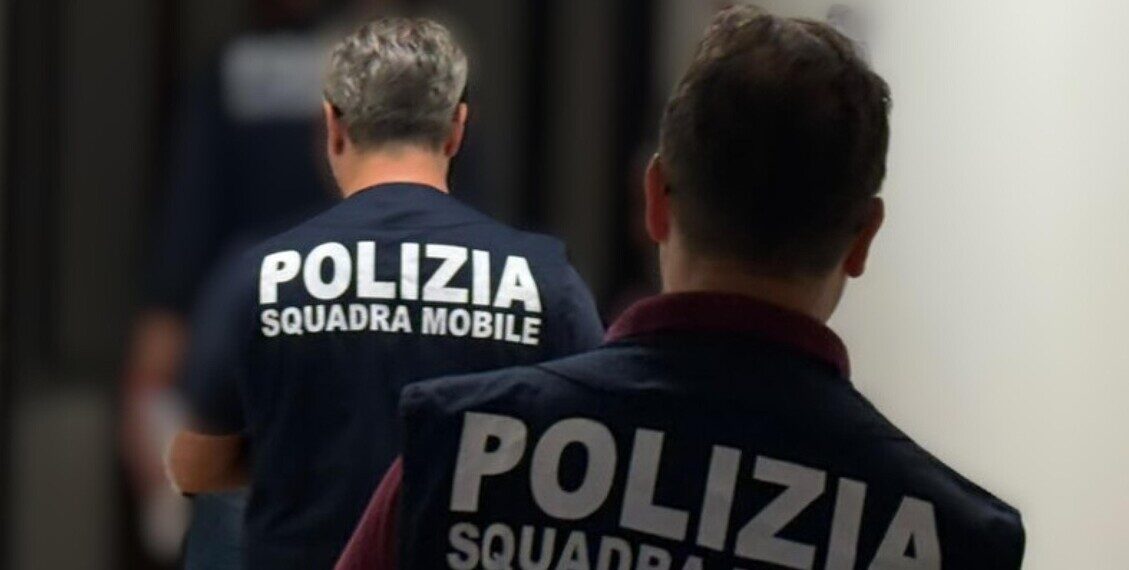 Triplice omicidio a Roma, uccisi a coltellate genitori e figlia minorenne
