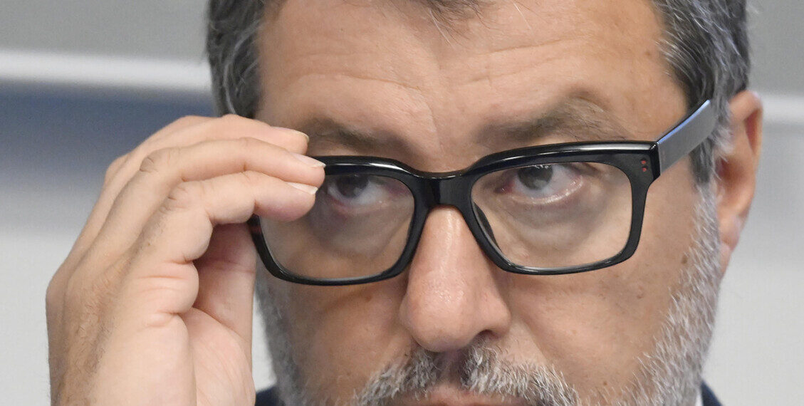 La Lega in campo a Milano. Il segnale di Mattarella che riceve Piantedosi