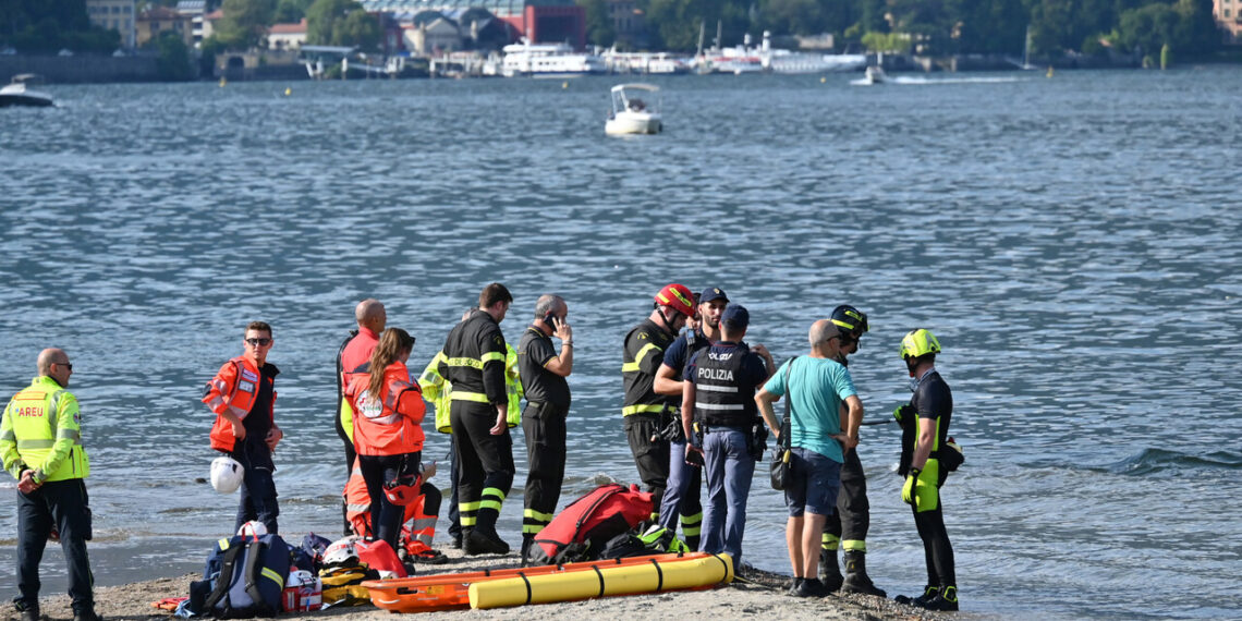 Ritrovato il corpo della bimba scomparsa nel lago di Como