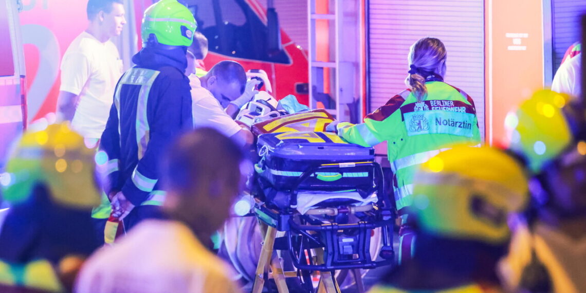 Furgone contro la folla al Pride di Berlino, un morto e 15 feriti