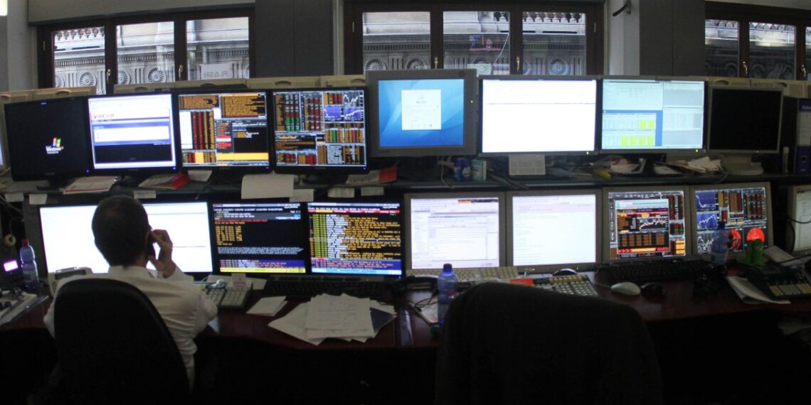Lo Spread tra Btp e Bund ferma la sua corsa, 83 punti base e rendimenti al 3,98%