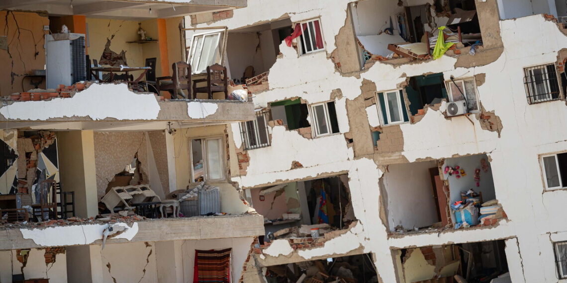 Venezuela, salgono a 5.546 i morti del doppio terremoto del 24 giugno
