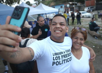 Venezuela, 100 prigionieri politici scarcerati secondo la Piattaforma Unitaria