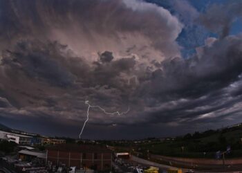Temporali e grandine al Nord: allerta arancione in Lombardia, gialla in 8 regioni