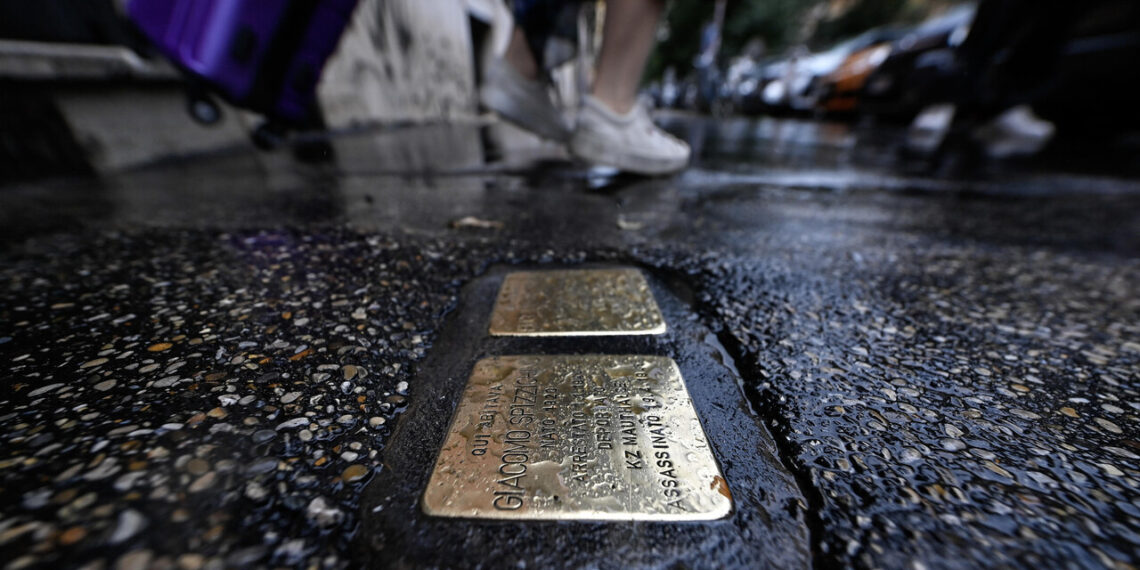 Vandalizzate le pietre d’inciampo a Roma per Spizzichino e Spagnoletto