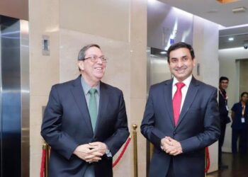 Ai Brics Cuba chiede la piena adesione al gruppo