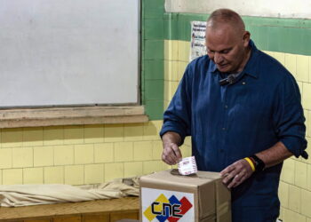 Venezuela, oltre 100 Ong chiedono il voto per la diaspora all’estero