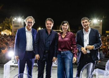 Dibattito con Schlein, Conte, Bonelli e Fratoianni a Roma. La foto e la promessa: “Con noi al governo riconoscimento Palestina”