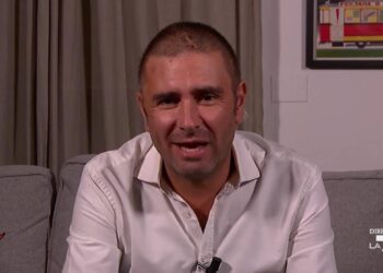 Di Battista: “Sono stato operato per un tumore al cervello, mi sto curando”