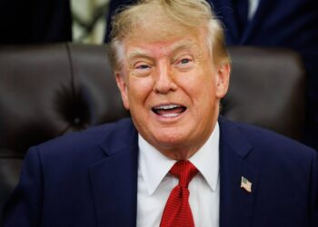 Trump (e figli) senza freni sull’IA, ecco l’interesse finanziario di presidente e famiglia nel settore