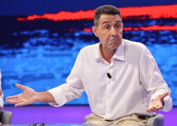 Sondaggio politico: crescono Fratelli d’Italia, Pd e M5S. Vannacci sale ancora