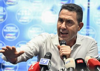 Mauro Corona: “Vannacci creato dai media, ora sarà Duce d’Italia”