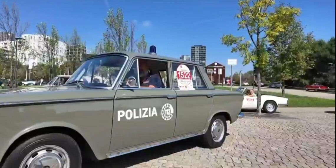 Da Legnano a Milano, la sfilata di auto d’epoca con il numero 1522 per le donne vittime di violenza e stalking