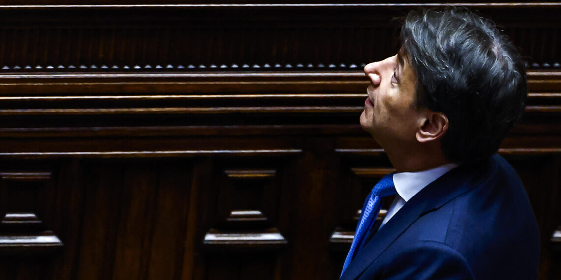Conte, un attimo dopo l’assemblea Pd tavolo di programma e poi primarie