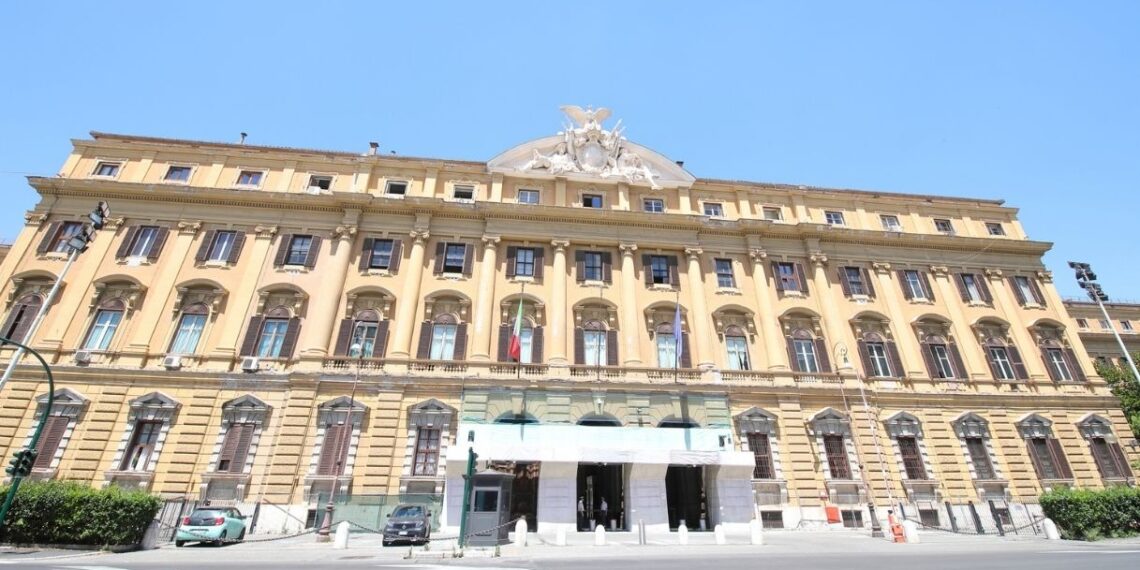 BOT annuali, nuova asta MEF da 8 miliardi scadenza nel 2027: quanto si può investire