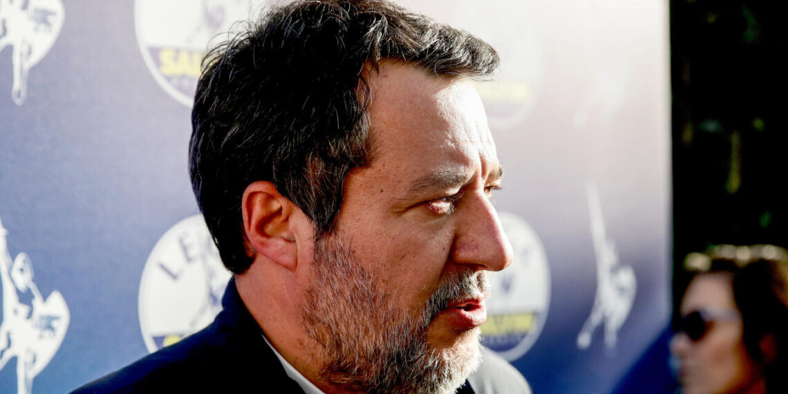 Lega: Salvini si dimette da segretario, passo necessario per ricandidarsi