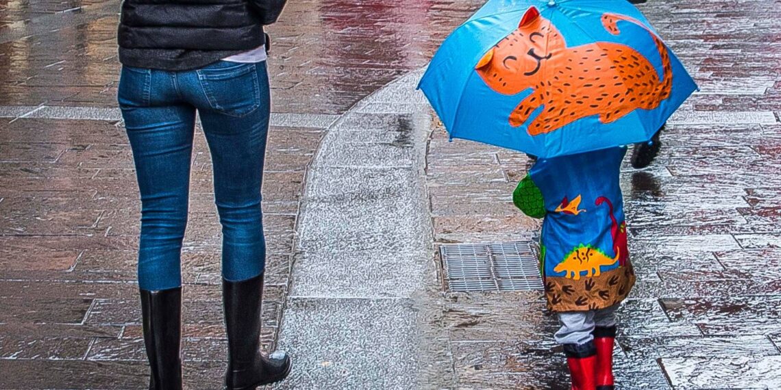 Maltempo, allerta meteo arancione oggi in Campania, Calabria, Puglia e Sicilia. L’elenco delle scuole chiuse